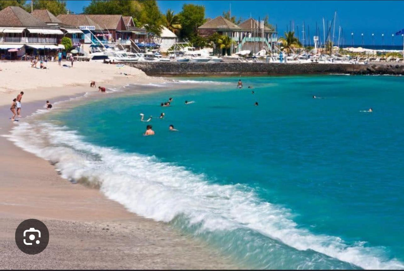 Case A Roches Saint-Gilles-les Bains Eksteriør billede